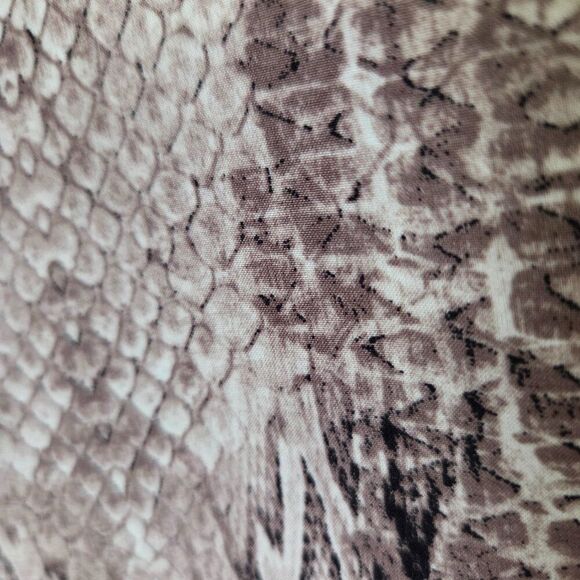 NWT FANTASTIC FAWN SNAKE PRINT TANK TOP SIZE LARGE - Picture 7 of 15